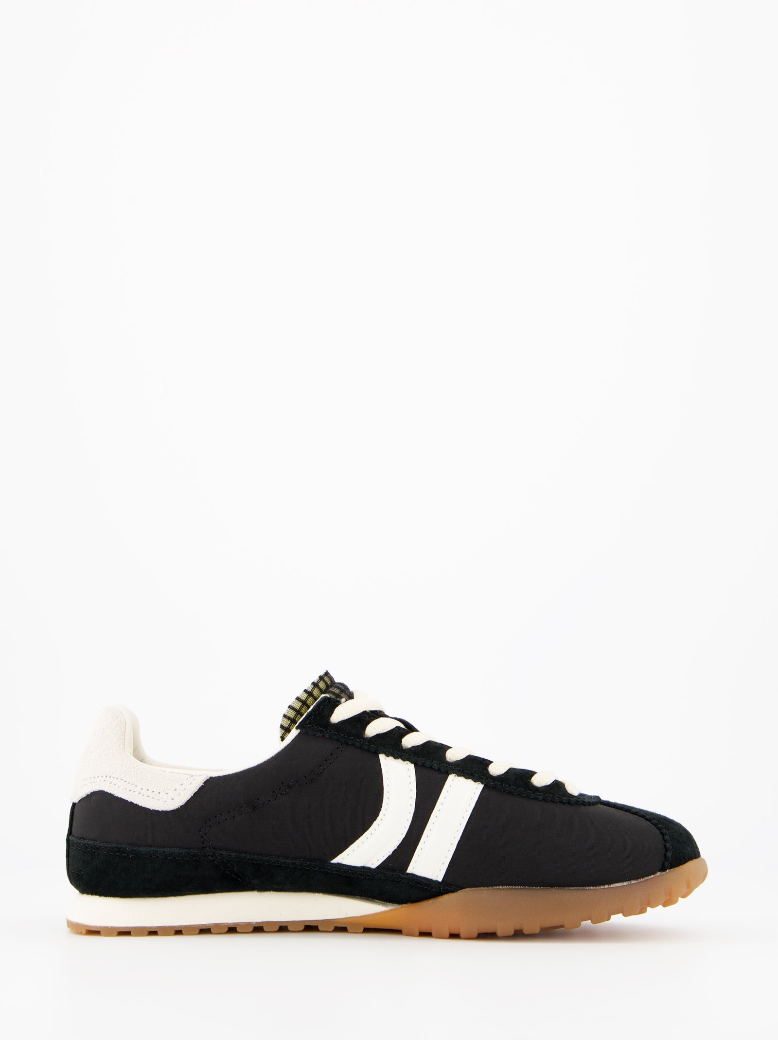 Mile Black Velvet